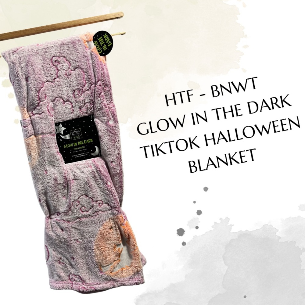 Purple glow in the dark blanket Halloween